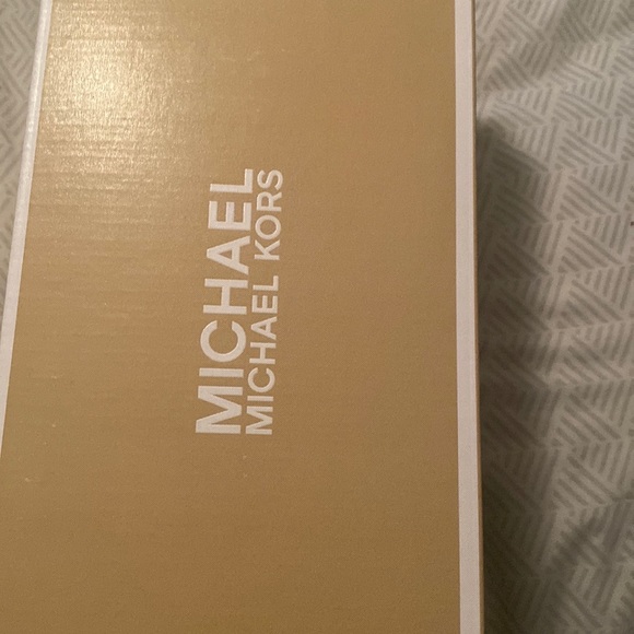 Michael Kors Sandals - Picture 1 of 5